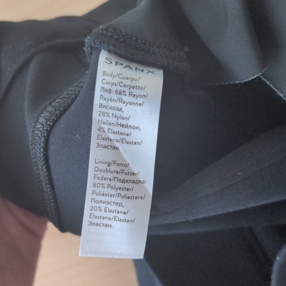 Spanx Black Women's Cropped Pull On Legging Pant Size Medium - Picture 15 of 16